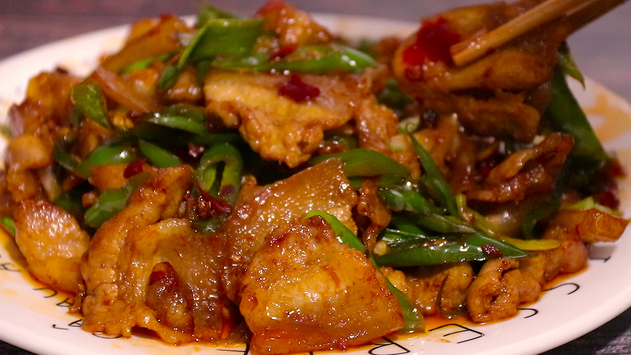 Stir-fried Pork Belly with Spicy Peppers