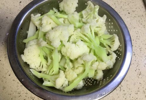 Baked Spicy Cauliflower with Ant Meat