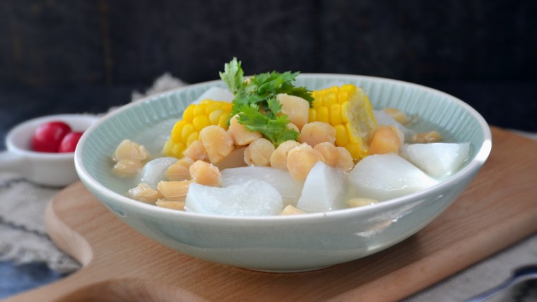 Scallop, corn and radish soup