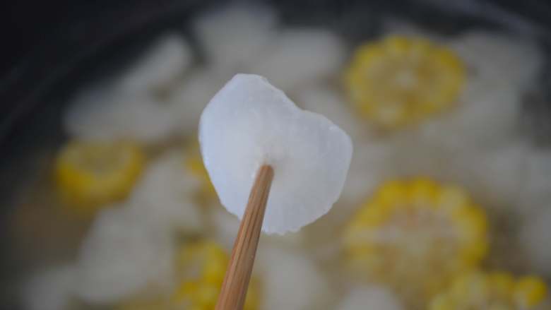 Scallop, corn and radish soup