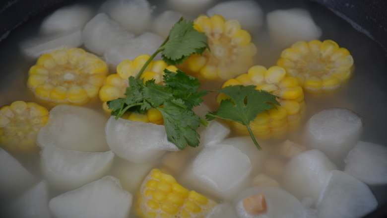 Scallop, corn and radish soup