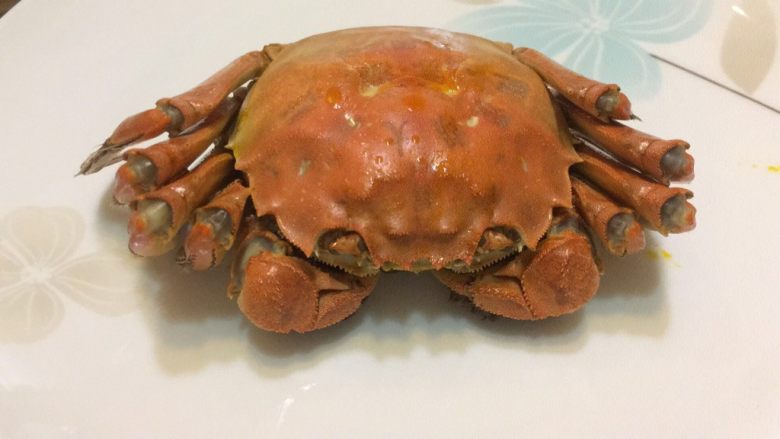 Steamed Yangcheng Lake hairy crabs