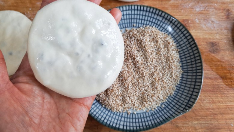 Dried plum, vegetable and meat pancakes