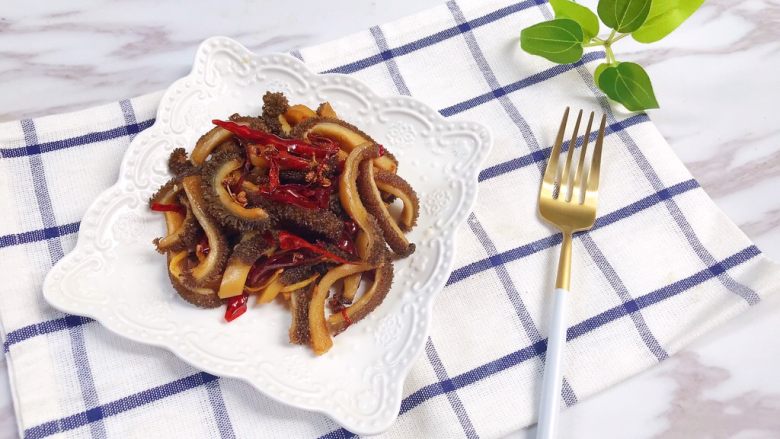 Spicy Stir-fried Beef Tripe