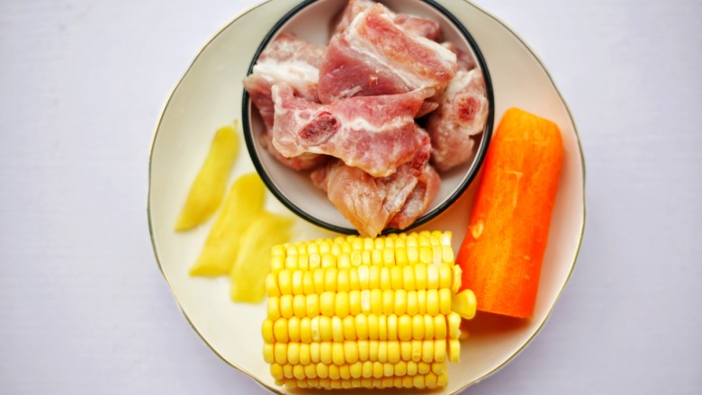 [Baby Complementary Food] Carrot, Corn and Pork Ribs Soup