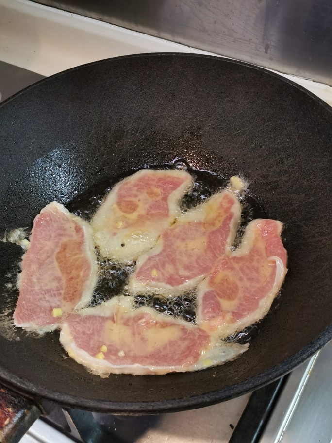 Pork Chops with Tomato Sauce [sweet and sour, tender and smooth meat, never tire of eating]