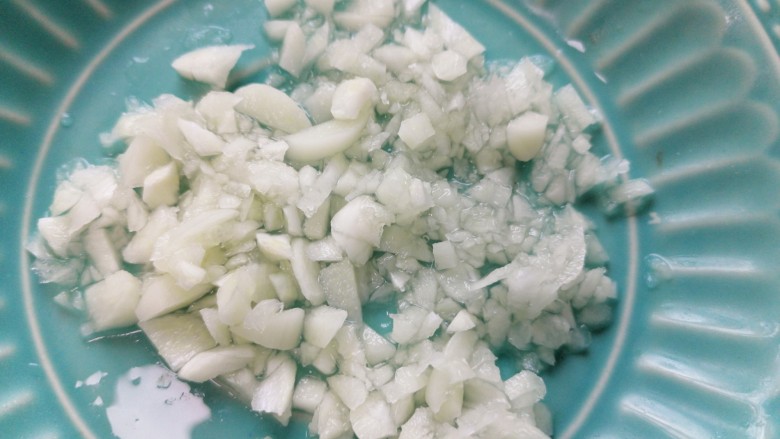 Steamed oysters with garlic vermicelli