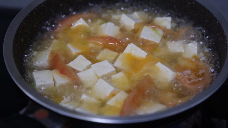 Enoki Mushroom and Tofu Soup