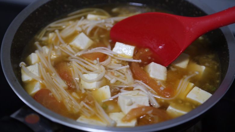 Enoki Mushroom and Tofu Soup