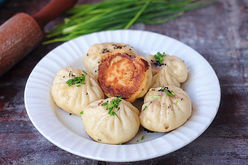 No meat, no joy + soup-filled pan-fried buns