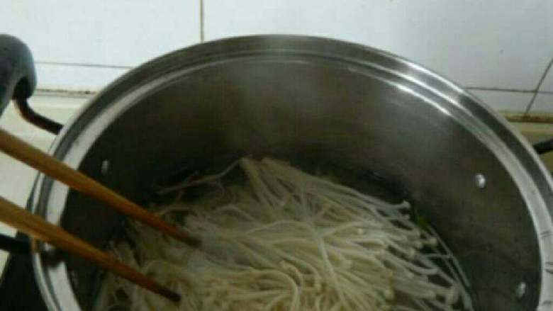 Homemade Enoki Mushrooms and Bean Sprouts