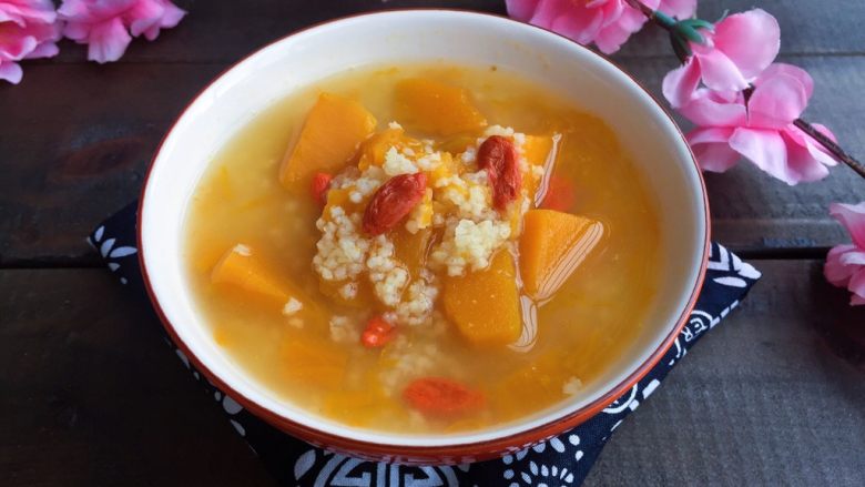 Pumpkin, Wolfberry and Millet Porridge