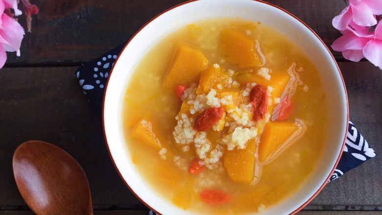 Pumpkin, Wolfberry and Millet Porridge