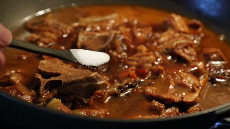 Warming up in autumn and winter-carrot stewed mutton