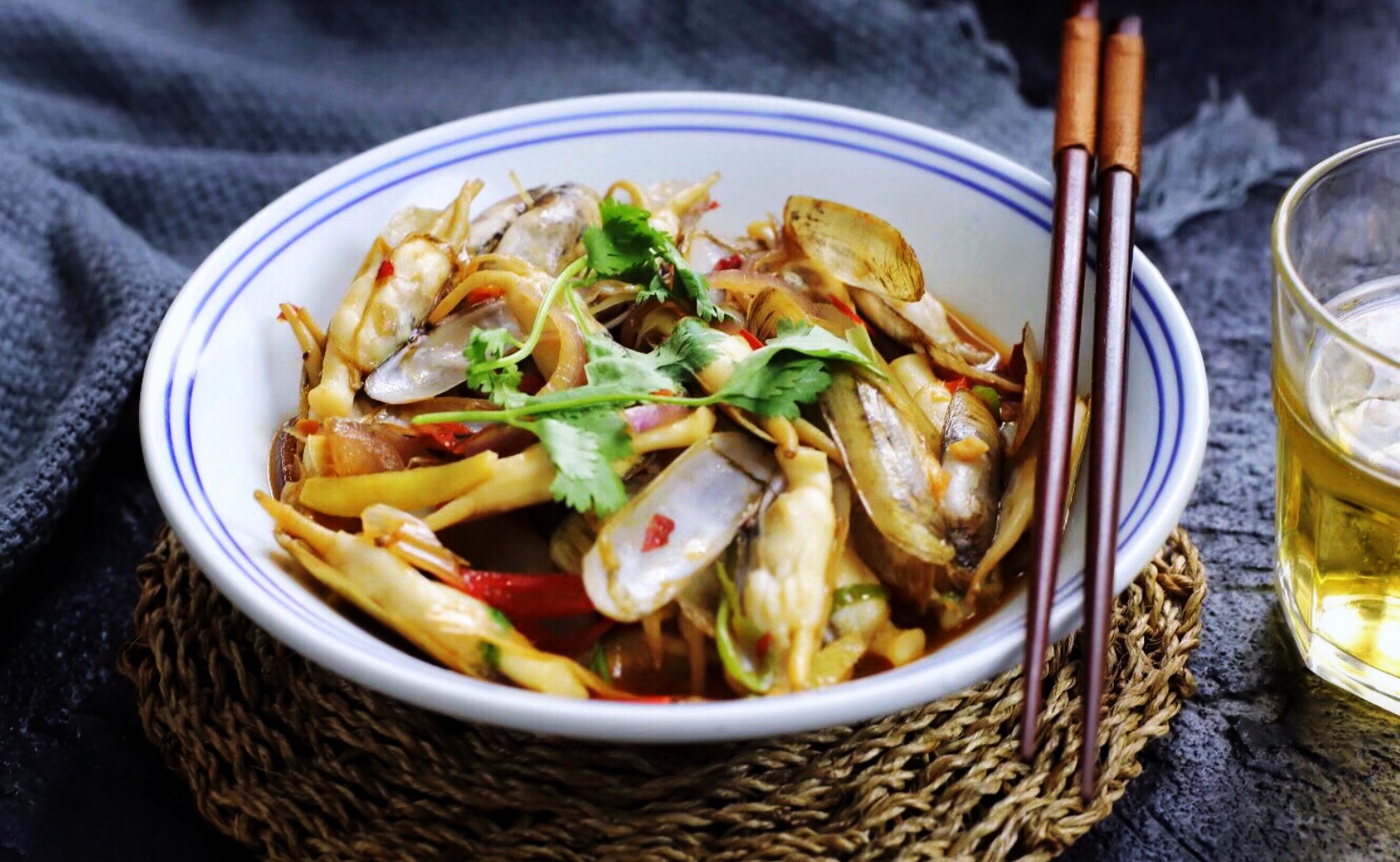 Stir-fried razor clams