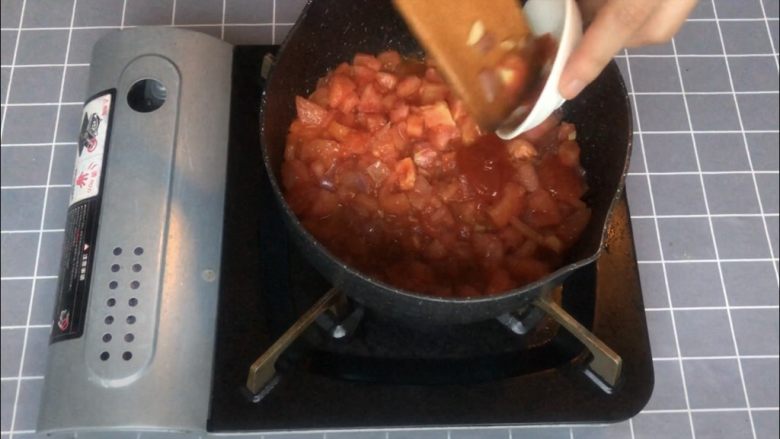 Italian breakfast baked eggs