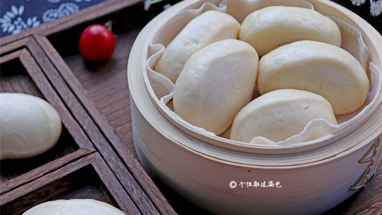 Knife-cut steamed buns