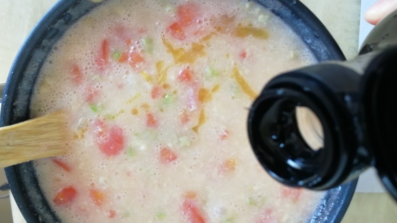 Tomato and Luffa Calcium Porridge