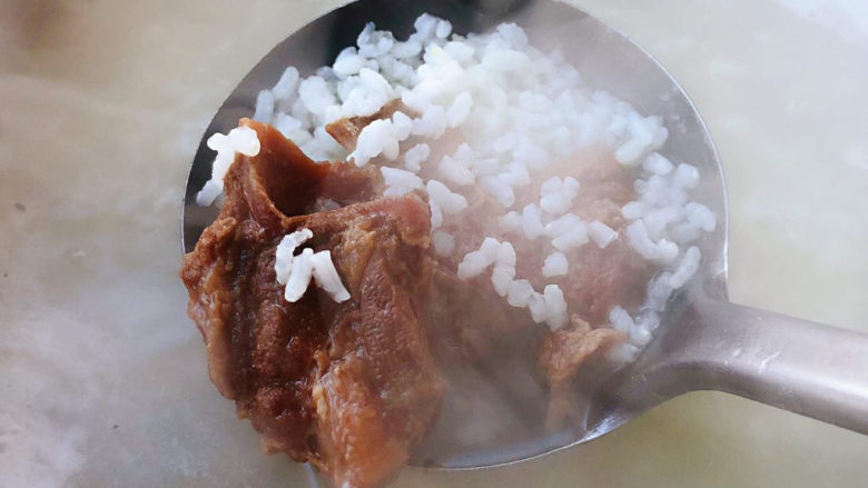 Mushroom and Pork Ribs Porridge