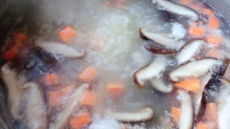 Mushroom and Pork Ribs Porridge