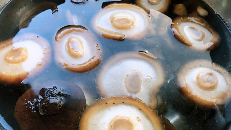 Mushroom and Pork Ribs Porridge