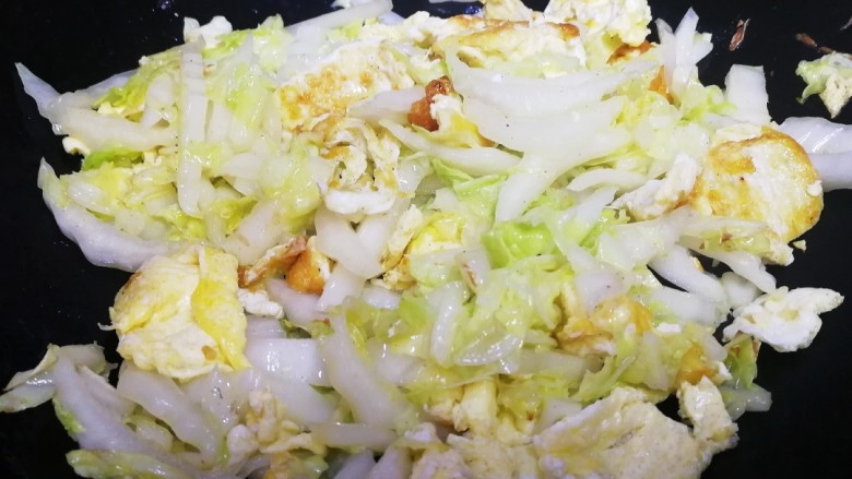 Chinese cabbage and scrambled eggs