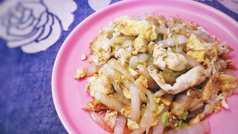 Chinese cabbage and scrambled eggs