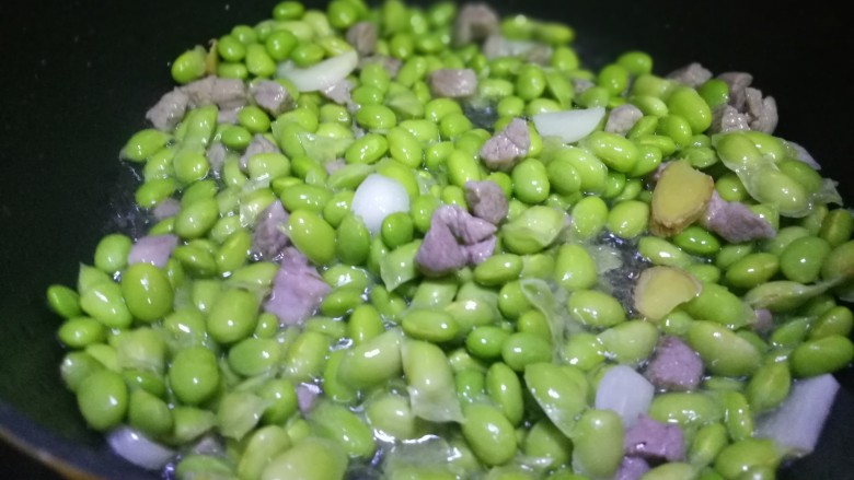 Fried diced pork with edamame and rice