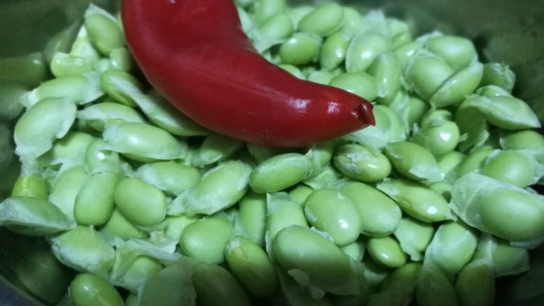 Fried diced pork with edamame and rice