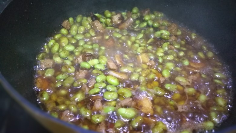 Fried diced pork with edamame and rice