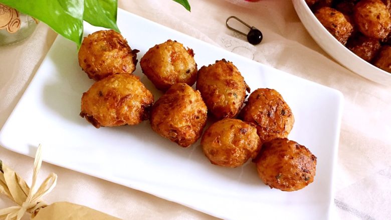 Fried radish balls