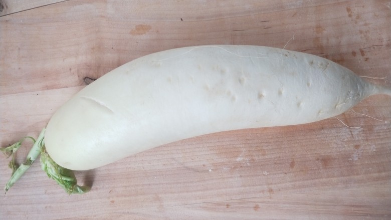 Briken Bone Radish and Golden Hook Soup