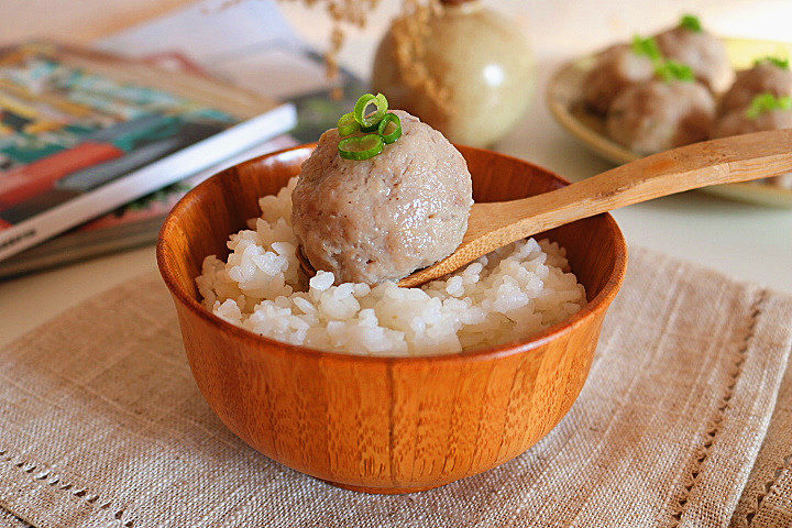 Steamed Lotus Root Balls