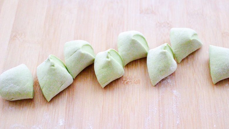 Chive vermicelli bread