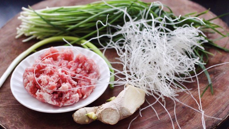 Chive vermicelli bread