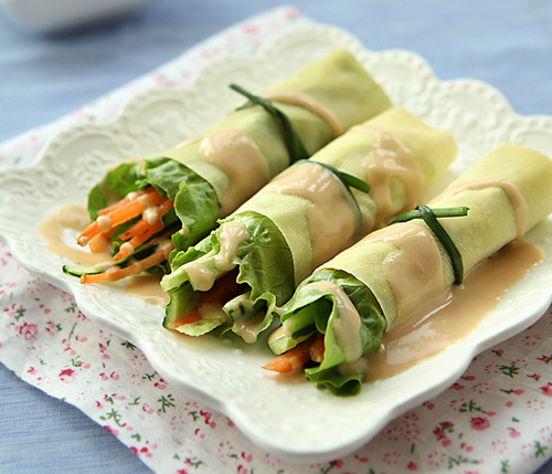 Lettuce and bean wraps