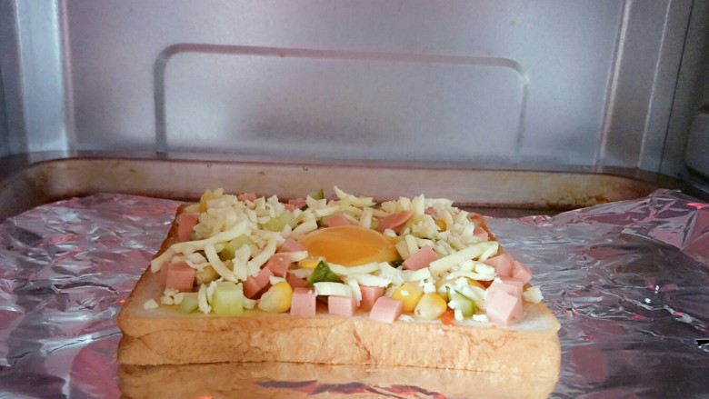 #floral toast#+Toast colorful egg pizza