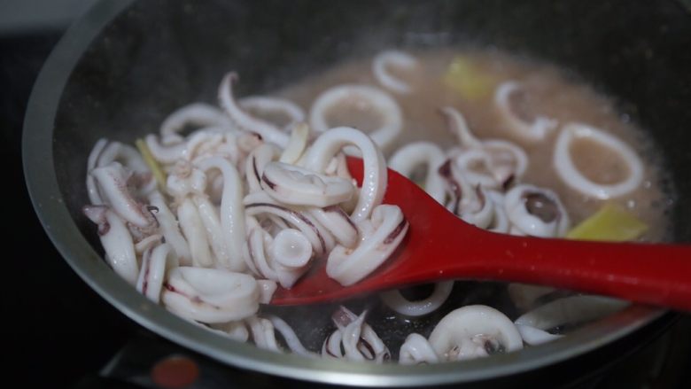 Sauce-fried Squid Rings