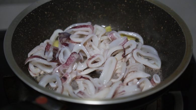 Sauce-fried Squid Rings