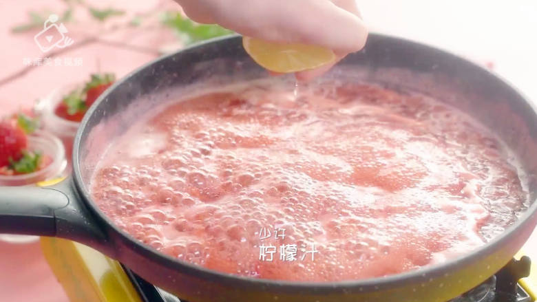 Homemade strawberry jam, sealing in the taste of spring~