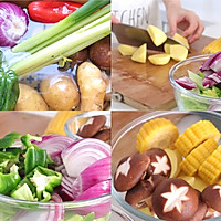 Friends gather at home for a gourmet party: butter hot pot with three sauces Illustration of how to braise chicken nuggets 1