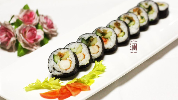 Seaweed rice sushi roll