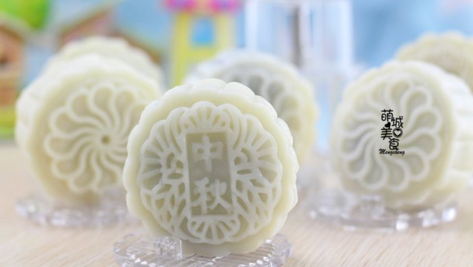 Snowskin mooncakes