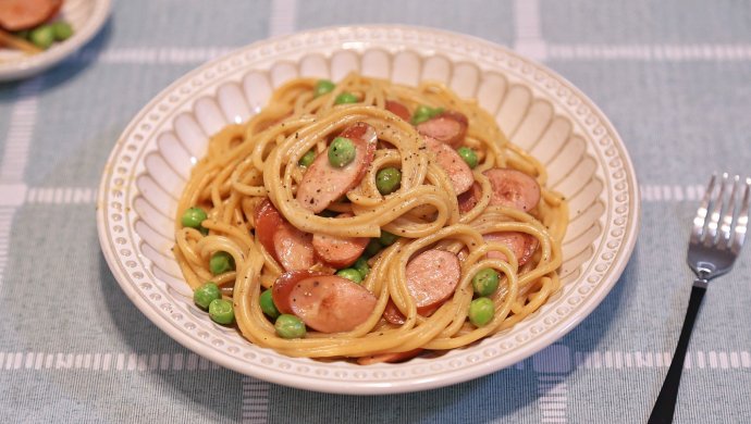 Black Pepper Sausage Cheese Pasta