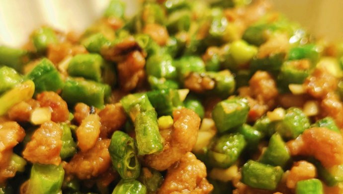 Cowpeas with minced meat