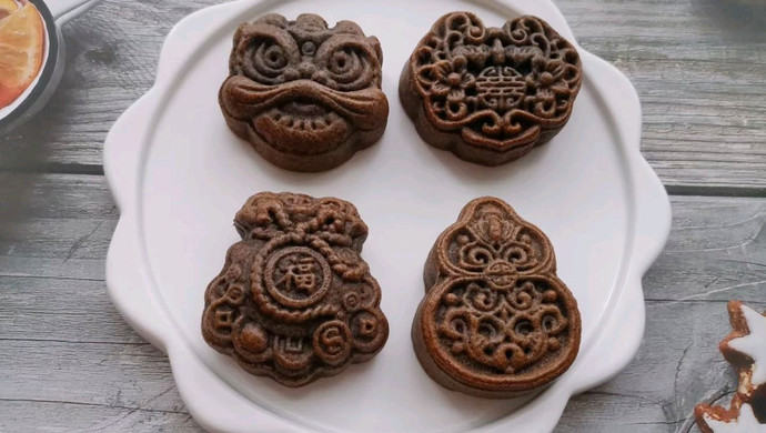 black gold mooncake