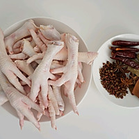 Illustration of braised chicken feet 1