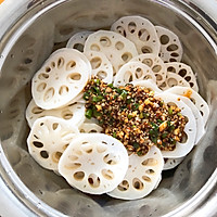 #秋How to eat#Illustration of how to make cold lotus root slices 14