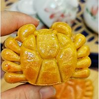 Internet celebrity crab mooncakes - Cantonese custard filling recipe illustration 21