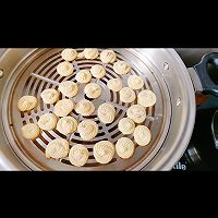 Illustration of how to make wok cookies 6